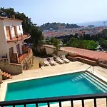 Miramar , Tossa De Mar, Con Piscina 또사데마르