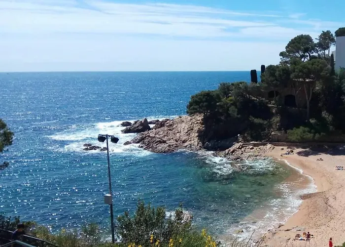Apartment Miramar , Tossa De Mar, Con Piscina